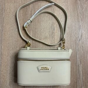 NWT Marc Jacobs E/W Vanity Bag